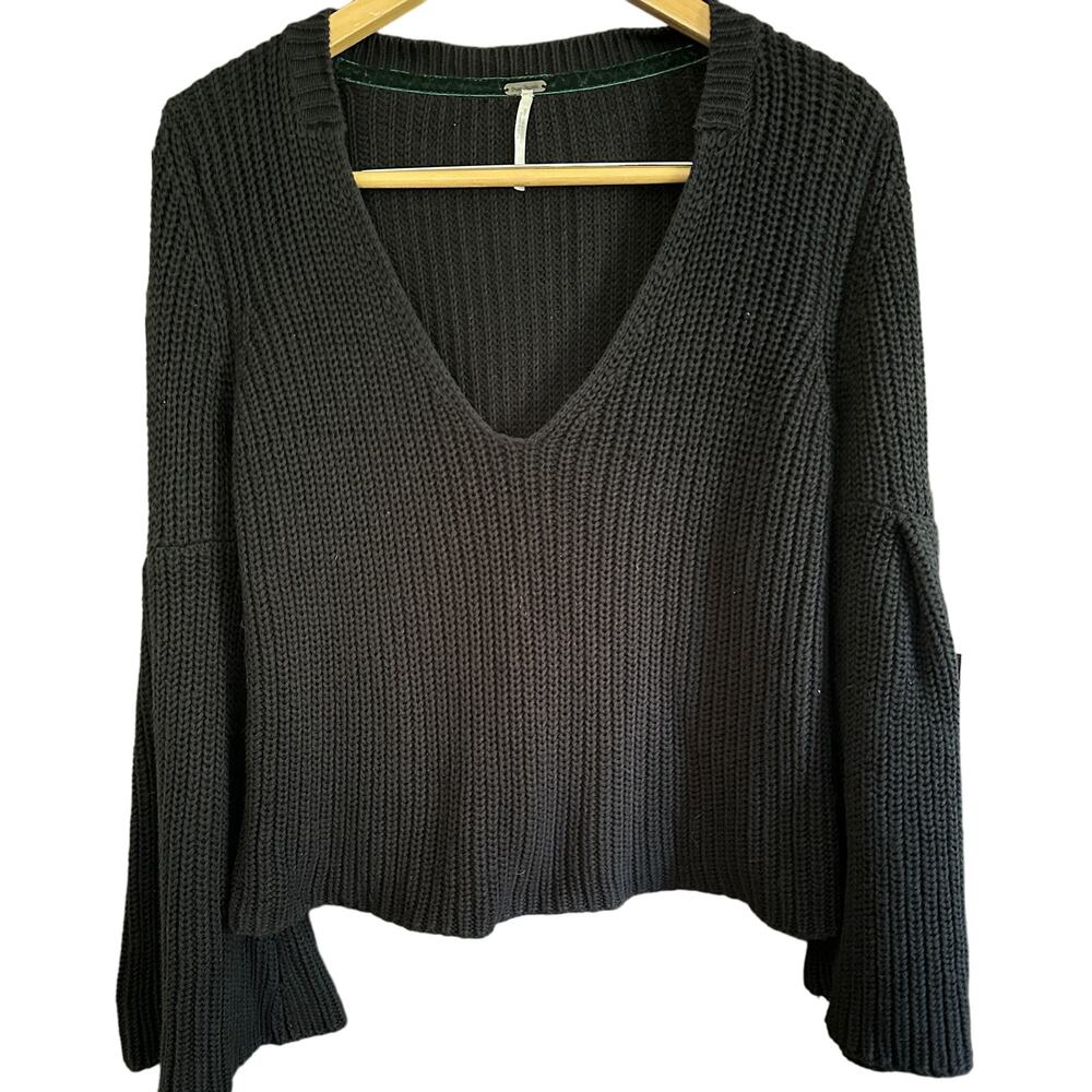 FREE PEOPLE | Black Damsel Bell Sleeve V Neck Chunky Knit Sweater | Extra Small